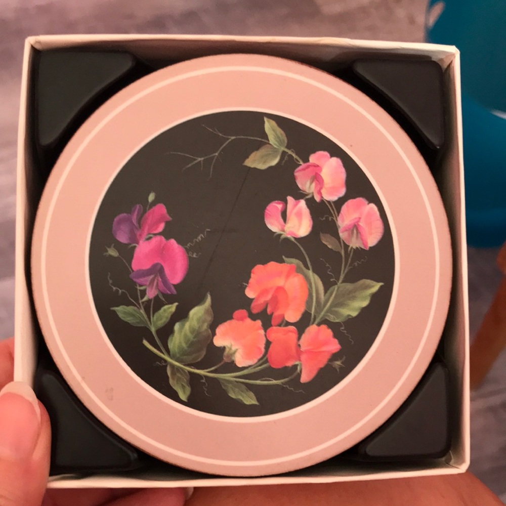 6 vintage Pimpernel coasters
